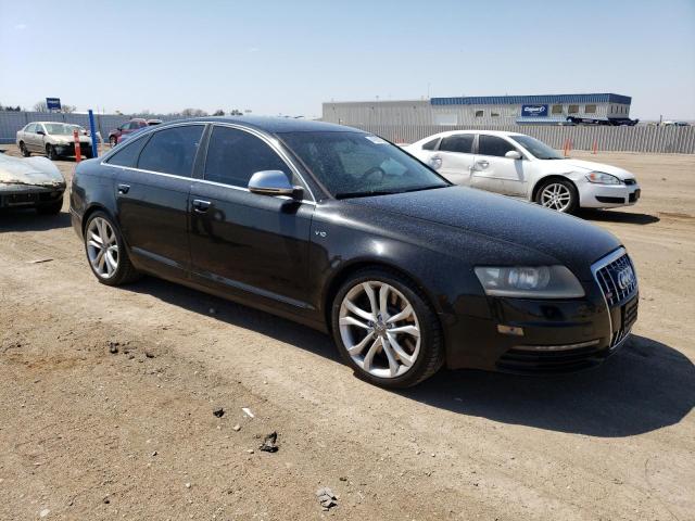 WAUBNAFB7AN002824 - 2010 AUDI S6 PRESTIGE BLACK photo 4