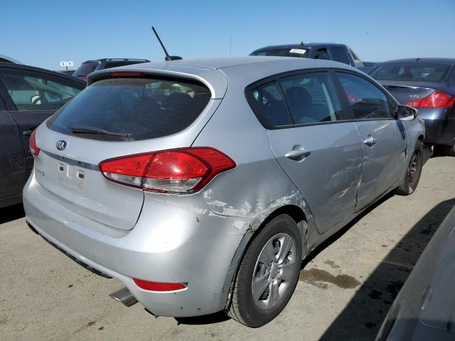 KNAFK5A82H5688925 - 2017 KIA FORTE LX SILVER photo 3