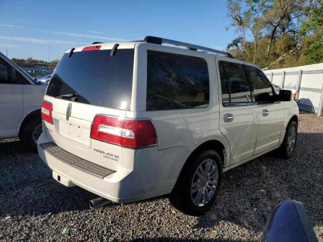 5LMFU27588LJ00944 - 2008 LINCOLN NAVIGATOR WHITE photo 3