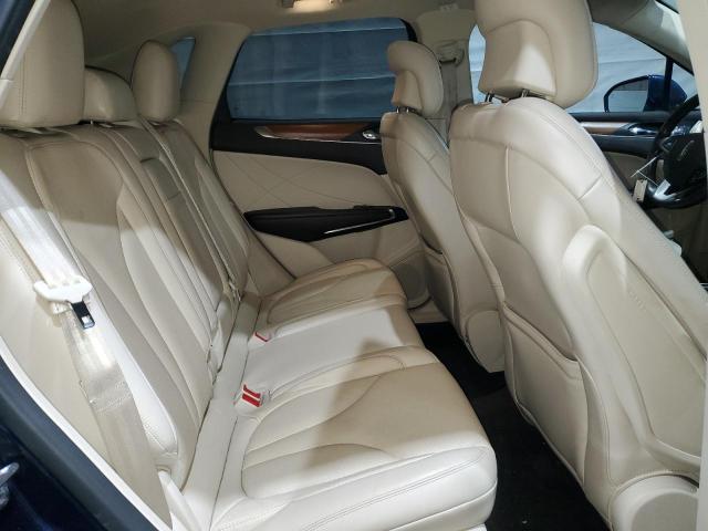 5LMTJ3DH4GUJ19404 - 2016 LINCOLN MKC RESERVE ლურჯი ფოტო 11