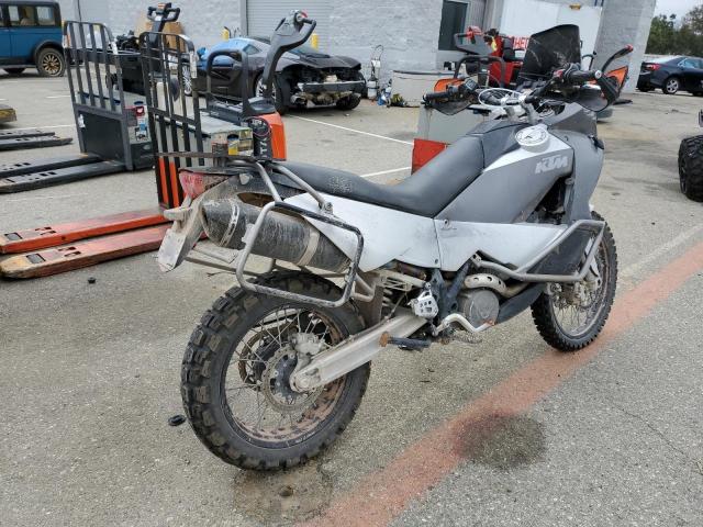 VBKVA44024M902389 - 2004 KTM 950 ADVENTURE GRAY photo 4