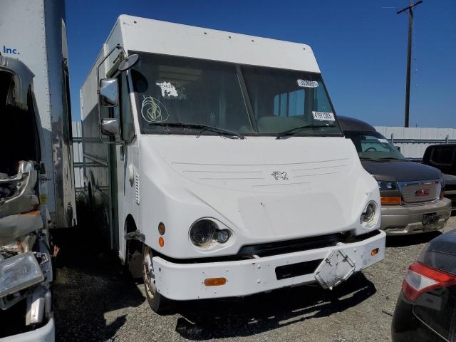 4S9AL5H36CK197598 - 2012 SMITH ELECTRIC D75 SC WHITE photo 4