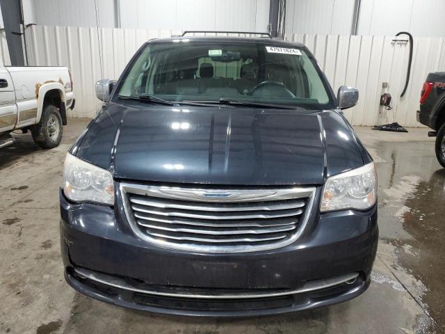 2C4RC1CG6ER300958 - 2014 CHRYSLER TOWN & COU TOURING L BLUE photo 5