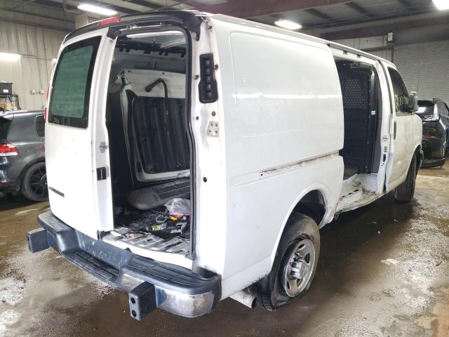 1GCWGAFG5K1286246 - 2019 CHEVROLET EXPRESS G2 WHITE photo 3