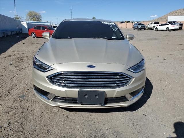 3FA6P0H98JR114151 - 2018 FORD FUSION SE TAN photo 5