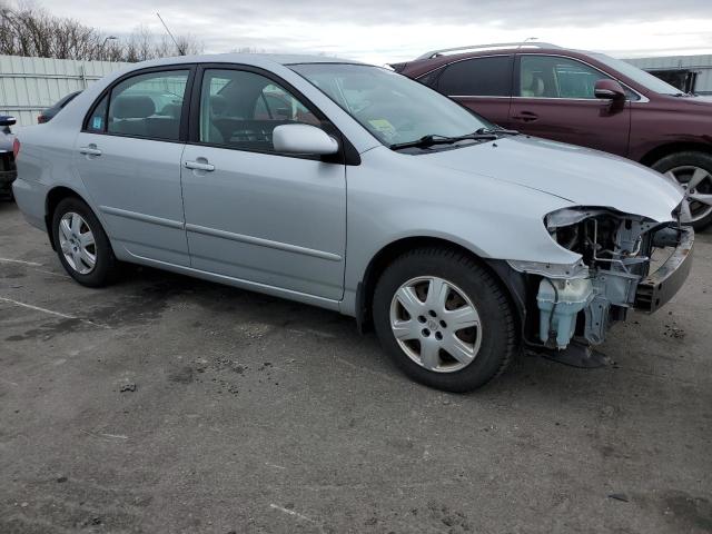 2T1BR32E07C781384 - 2007 TOYOTA COROLLA CE SILVER photo 4