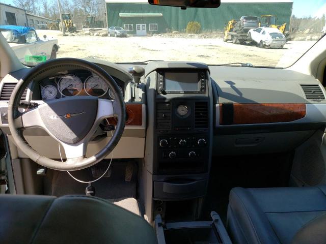 2A8HR54P58R613125 - 2008 CHRYSLER TOWN & COU TOURING TEAL photo 8