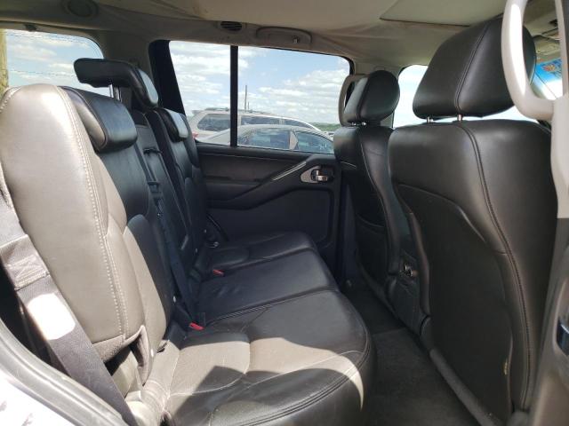 5N1AR18U56C685087 - 2006 NISSAN PATHFINDER LE 银色 照片 11