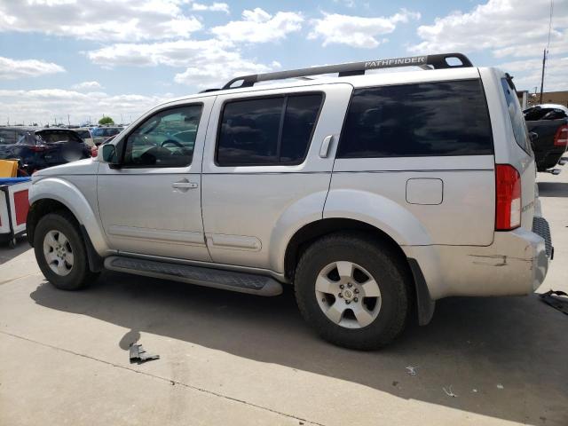 5N1AR18U56C685087 - 2006 NISSAN PATHFINDER LE 银色 照片 2