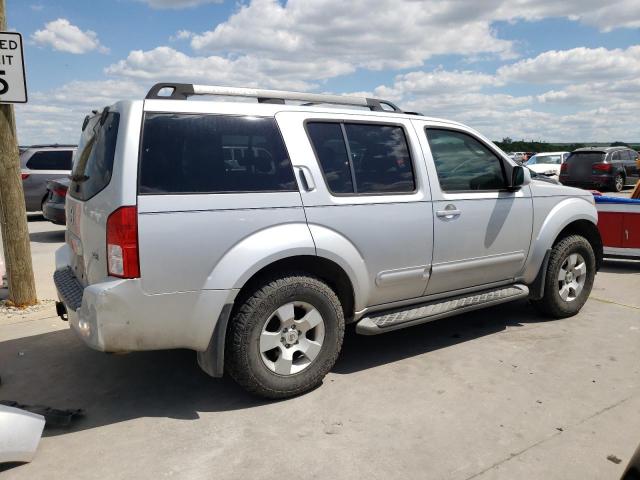 5N1AR18U56C685087 - 2006 NISSAN PATHFINDER LE 银色 照片 3