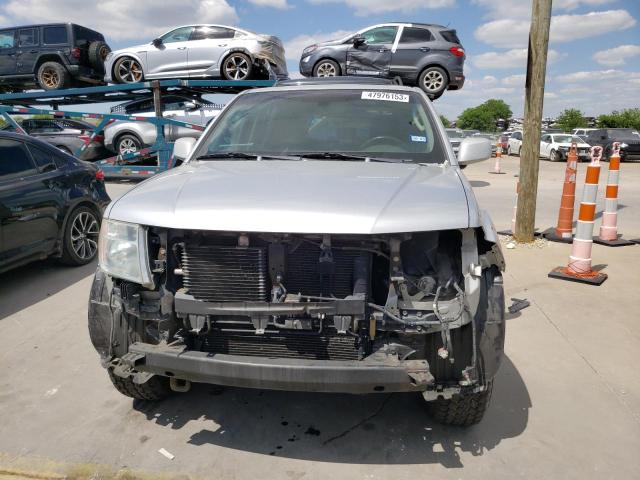 5N1AR18U56C685087 - 2006 NISSAN PATHFINDER LE 银色 照片 5