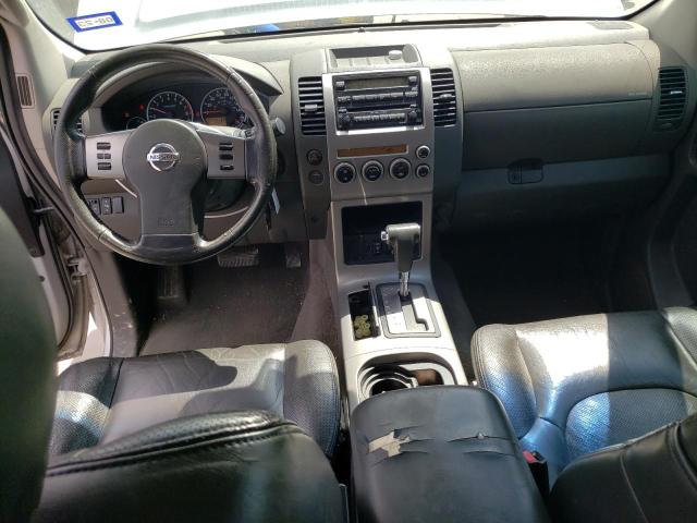 5N1AR18U56C685087 - 2006 NISSAN PATHFINDER LE 银色 照片 8
