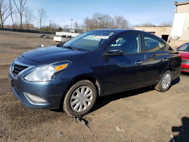 3N1CN7AP3HL894015 - 2017 NISSAN VERSA S BLUE photo 1