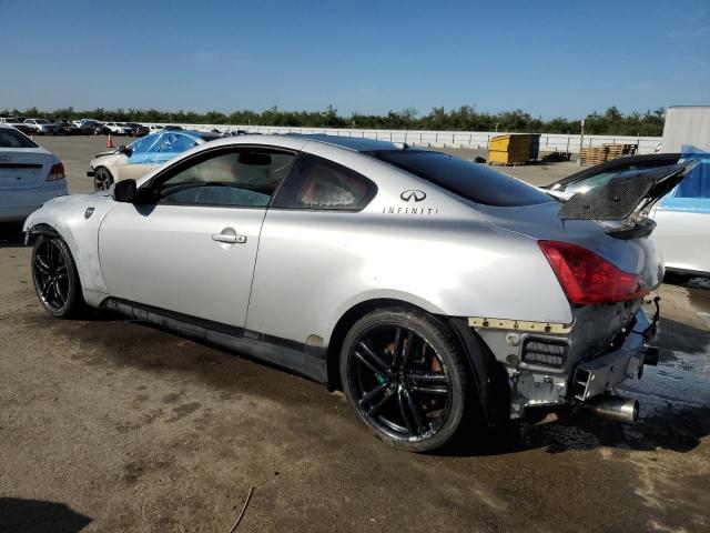 JNKCV64E09M606412 - 2009 INFINITI G37 BASE SILVER photo 2