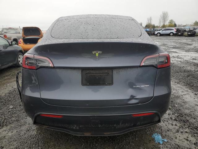 7SAYGDEE2PF879560 - 2023 TESLA MODEL Y GRAY photo 6