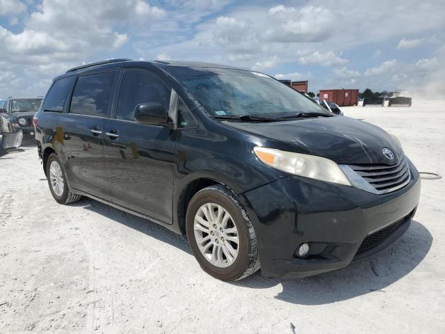 5TDYK3DC5FS584145 - 2015 TOYOTA SIENNA XLE BLACK photo 4