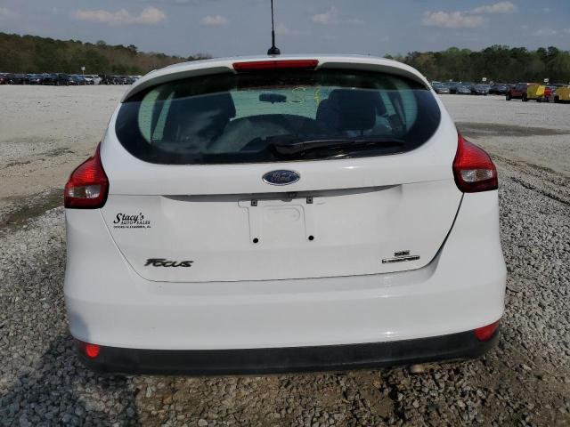 1FADP3K28FL233358 - 2015 FORD FOCUS SE WHITE photo 6