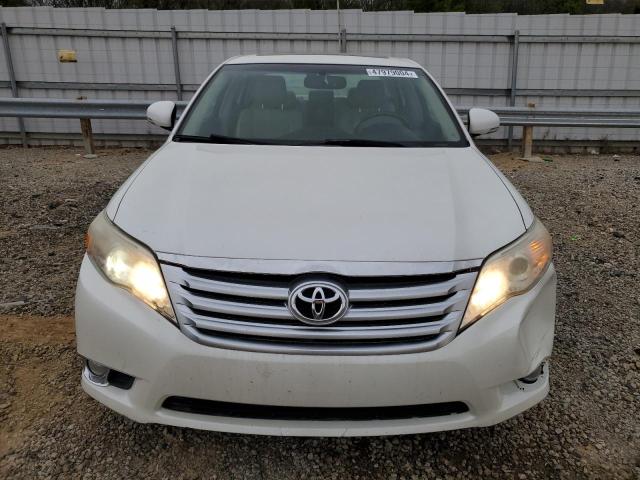 4T1BK3DB0BU439657 - 2011 TOYOTA AVALON BASE 白色 照片 5