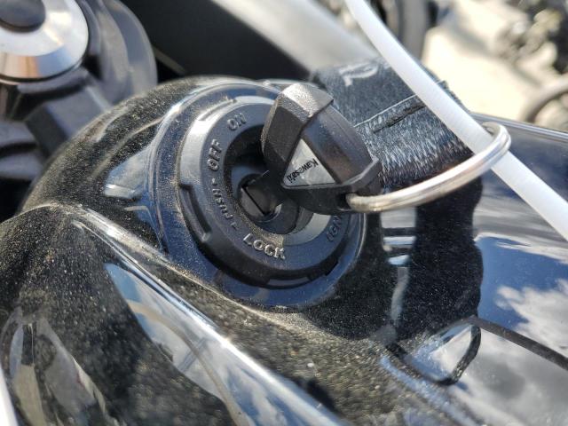 ML5EXER13PDA89668 - 2023 KAWASAKI EX650 R Серый фото 8