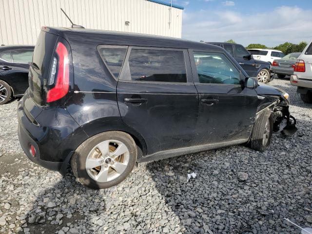 KNDJN2A27J7504698 - 2018 KIA SOUL BLACK photo 3