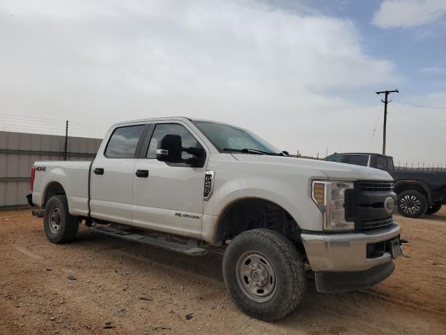 1FT7W2BT2KEC41743 - 2019 FORD F250 SUPER DUTY WHITE photo 4