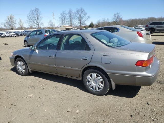 JT2BG22K1Y0433751 - 2000 TOYOTA CAMRY CE GRAY photo 2