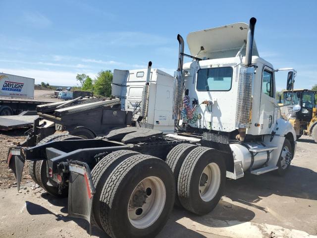 1FUJA6AS44LM25965 - 2004 FREIGHTLINER CONVENTION COLUMBIA WHITE photo 4