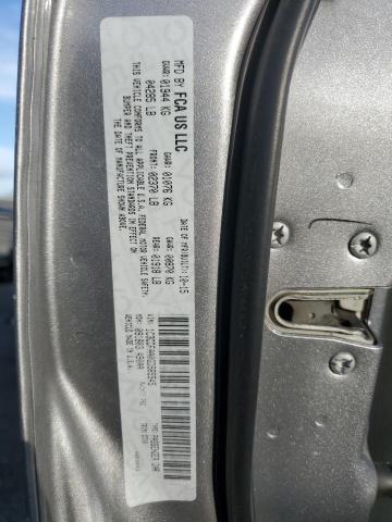 1C3CDFAA0GD565545 - 2016 DODGE DART SE Silber Foto 12