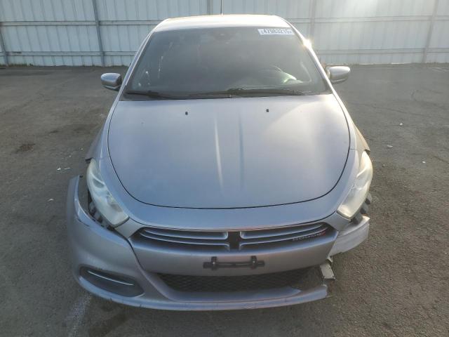 1C3CDFAA0GD565545 - 2016 DODGE DART SE Silber Foto 5