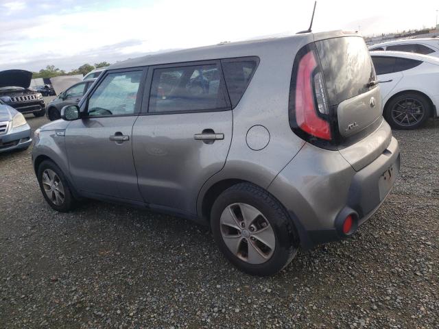 KNDJN2A25F7211163 - 2015 KIA SOUL GRAY photo 2