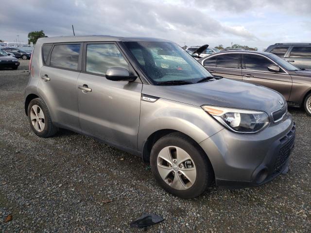 KNDJN2A25F7211163 - 2015 KIA SOUL GRAY photo 4