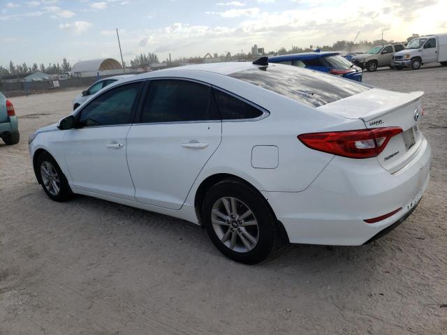 5NPE24AF3GH333798 - 2016 HYUNDAI SONATA SE WHITE photo 2