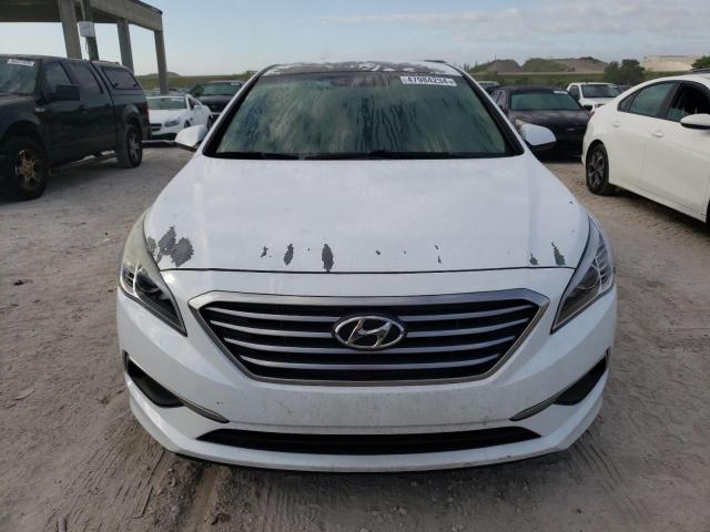 5NPE24AF3GH333798 - 2016 HYUNDAI SONATA SE WHITE photo 5