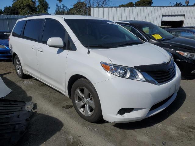 5TDKK3DC9ES521408 - 2014 TOYOTA SIENNA LE WHITE photo 4