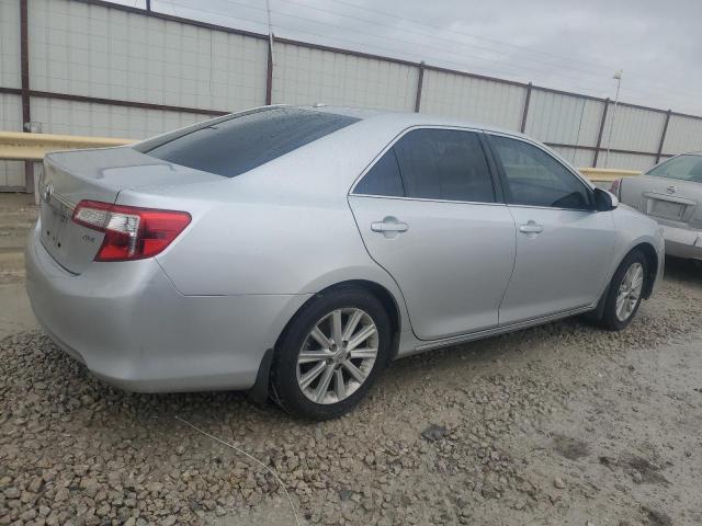 4T1BK1FK3CU521076 - 2012 TOYOTA CAMRY SE SILVER photo 3