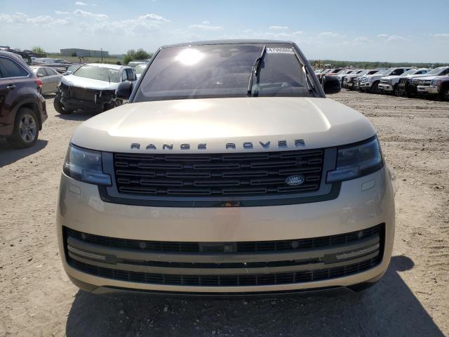 SALKP9E74PA028542 - 2023 LAND ROVER RANGE ROVE SE TAN photo 5