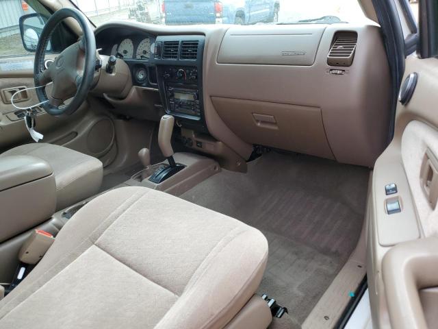 5TEGN92N54Z433445 - 2004 TOYOTA TACOMA DOUBLE CAB PRERUNNER WHITE photo 8