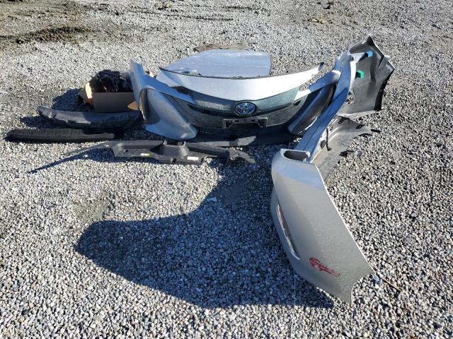 JTDKARFP0H3011024 - 2017 TOYOTA PRIUS PRIM ვერცხლისფერი ფოტო 12