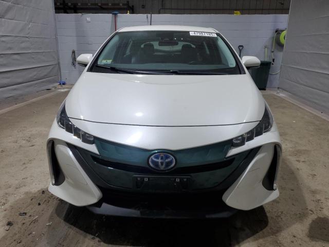 JTDKARFP7J3100417 - 2018 TOYOTA PRIUS PRIM 白色 照片 5
