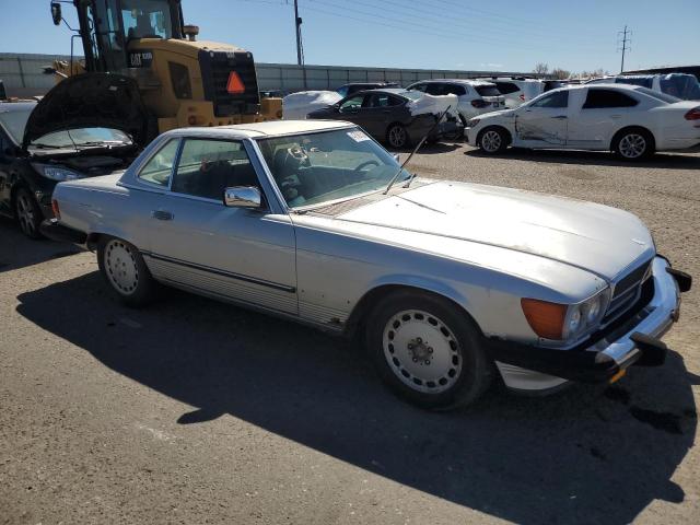 WDBBA48D2GA036506 - 1986 MERCEDES-BENZ 560 SL GRAY photo 4