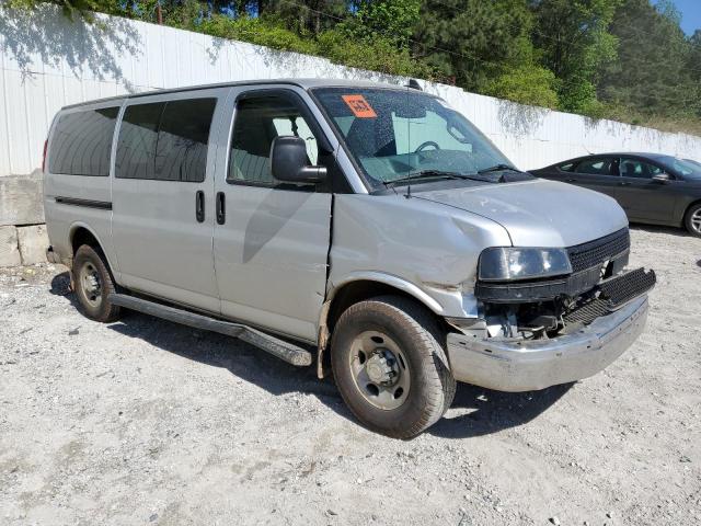 1GNWGFFGXH1302924 - 2017 CHEVROLET EXPRESS G2 LT SILVER photo 4