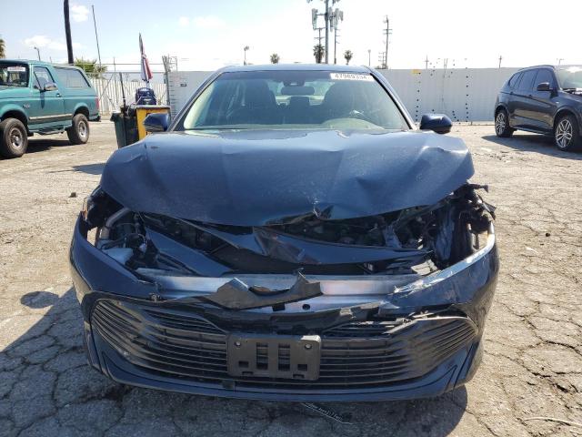 4T1B31HK3JU503782 - 2018 TOYOTA CAMRY LE BLUE photo 5