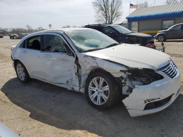 1C3CCBBB4DN611824 - 2013 CHRYSLER 200 TOURING WHITE photo 4