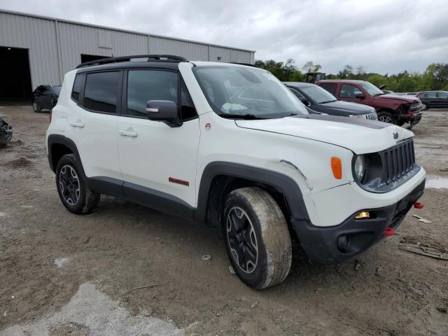 ZACCJBCT1GPE31172 - 2016 JEEP RENEGADE TRAILHAWK WHITE photo 4