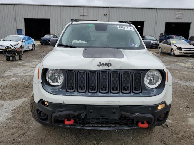 ZACCJBCT1GPE31172 - 2016 JEEP RENEGADE TRAILHAWK WHITE photo 5