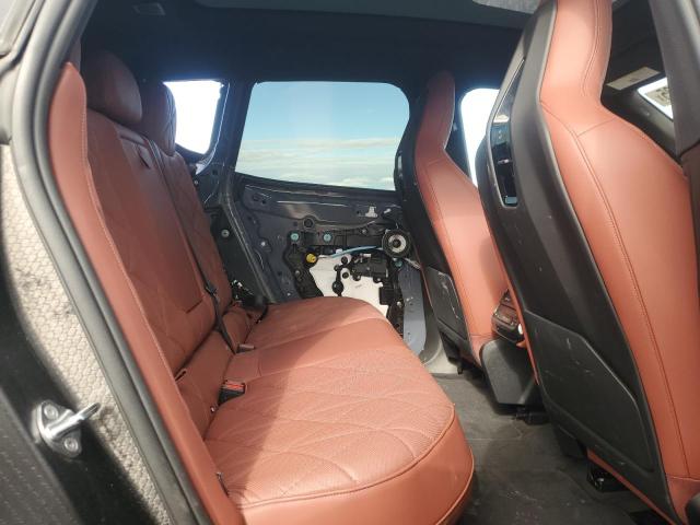 WB523CF04RCN04874 - 2024 BMW IX XDRIVE50 GRAY photo 11