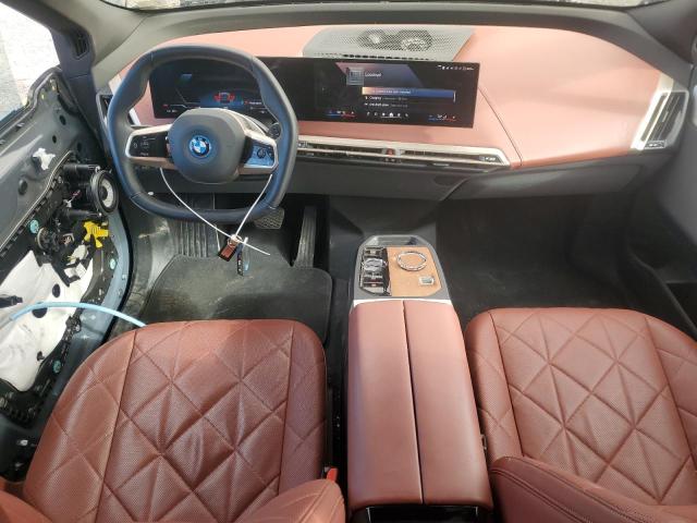 WB523CF04RCN04874 - 2024 BMW IX XDRIVE50 GRAY photo 8