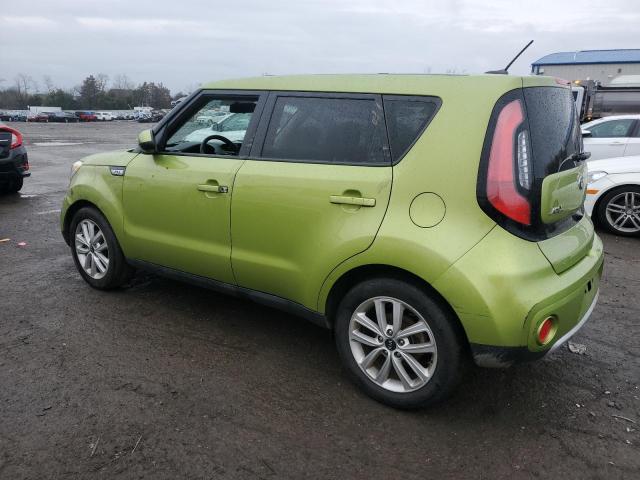 KNDJP3A52J7903383 - 2018 KIA SOUL + GREEN photo 2