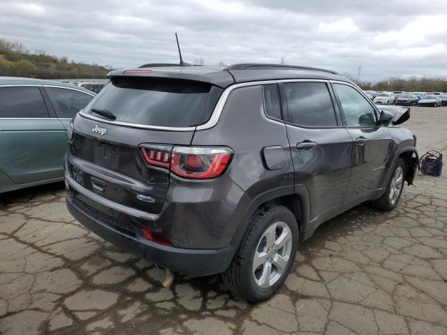 3C4NJCBB8JT502410 - 2018 JEEP COMPASS LATITUDE CHARCOAL photo 3