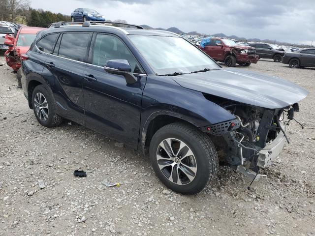 5TDHZRAHXMS523935 - 2021 TOYOTA HIGHLANDER XLE 蓝色 照片 4